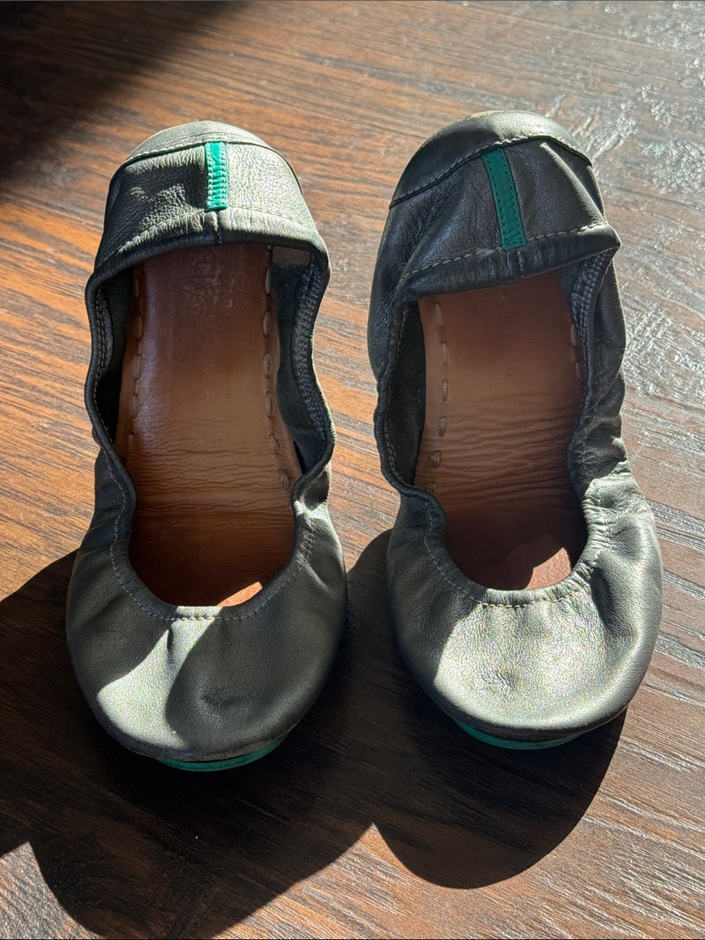 Tieks Leather Ballet Flats in Dark Gray with Teal Accent
